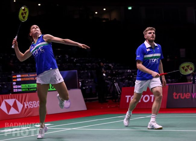 印尼队完胜法国队，安赛龙点燃赛场