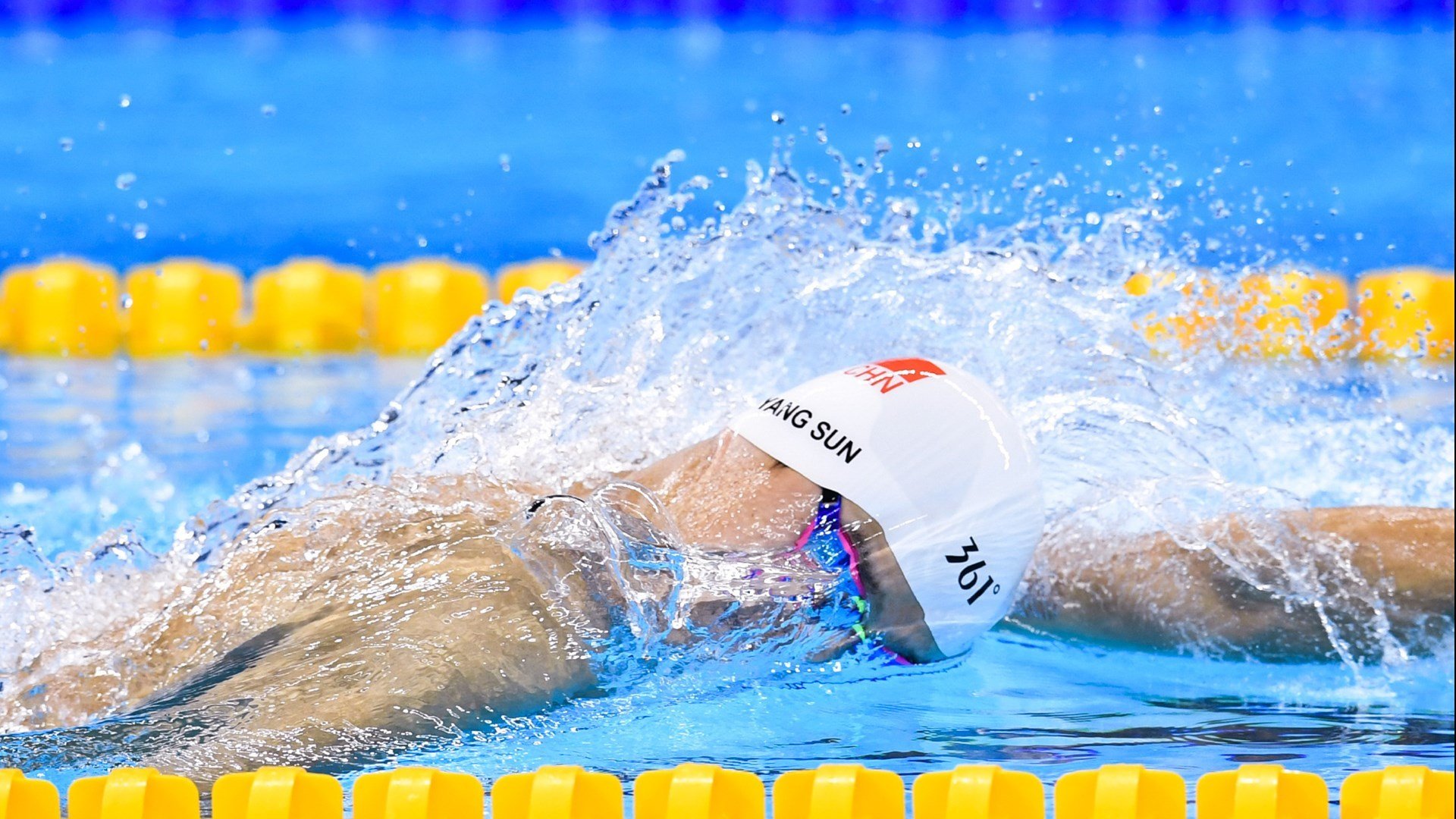 库里攻防两端统治，勇士鏖战步行者，当三分雨遇上铁血阵