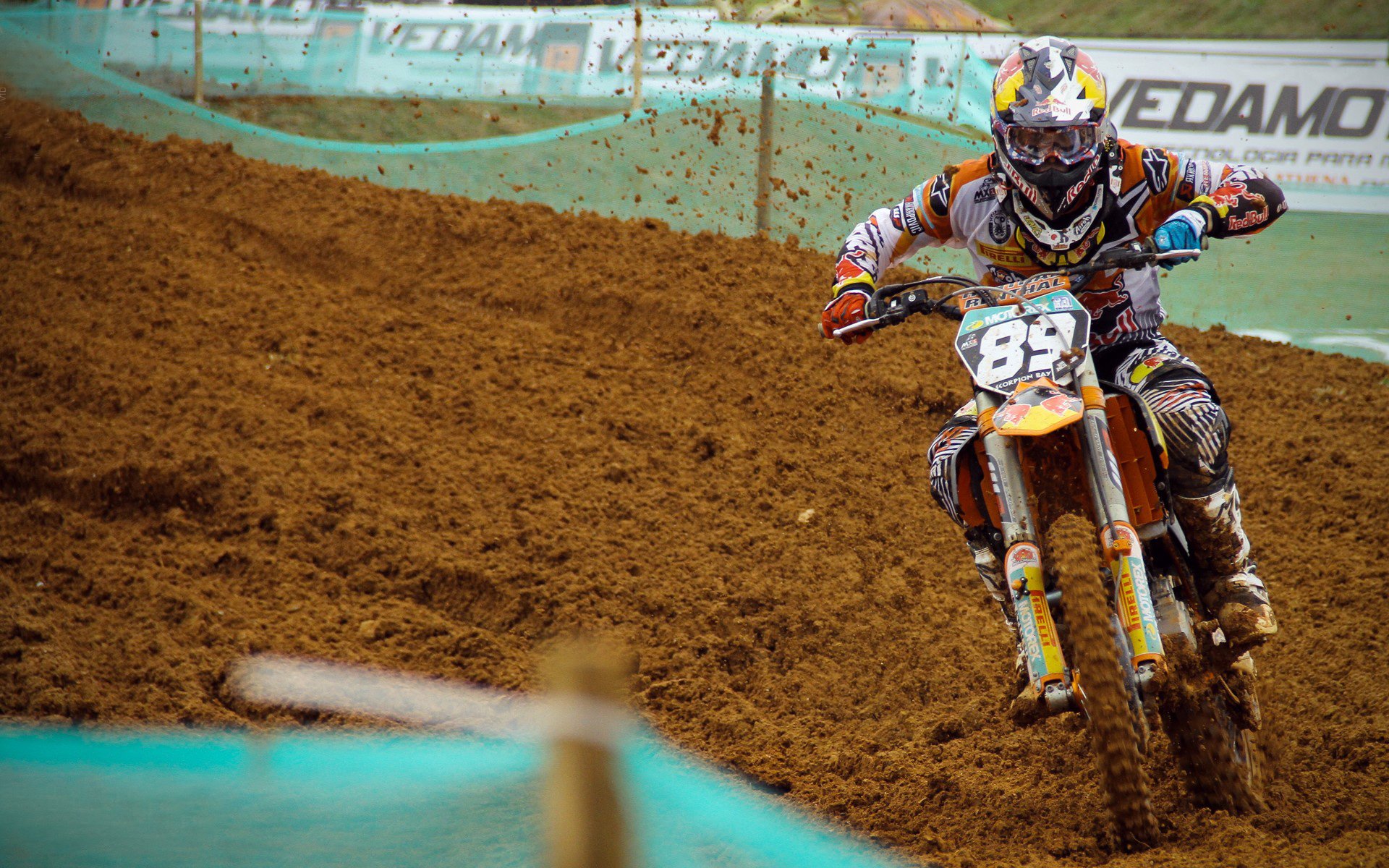 世界排名争夺战焦点战,莱巴锡红牛最后时刻绝杀,韩国队饮恨绿茵场