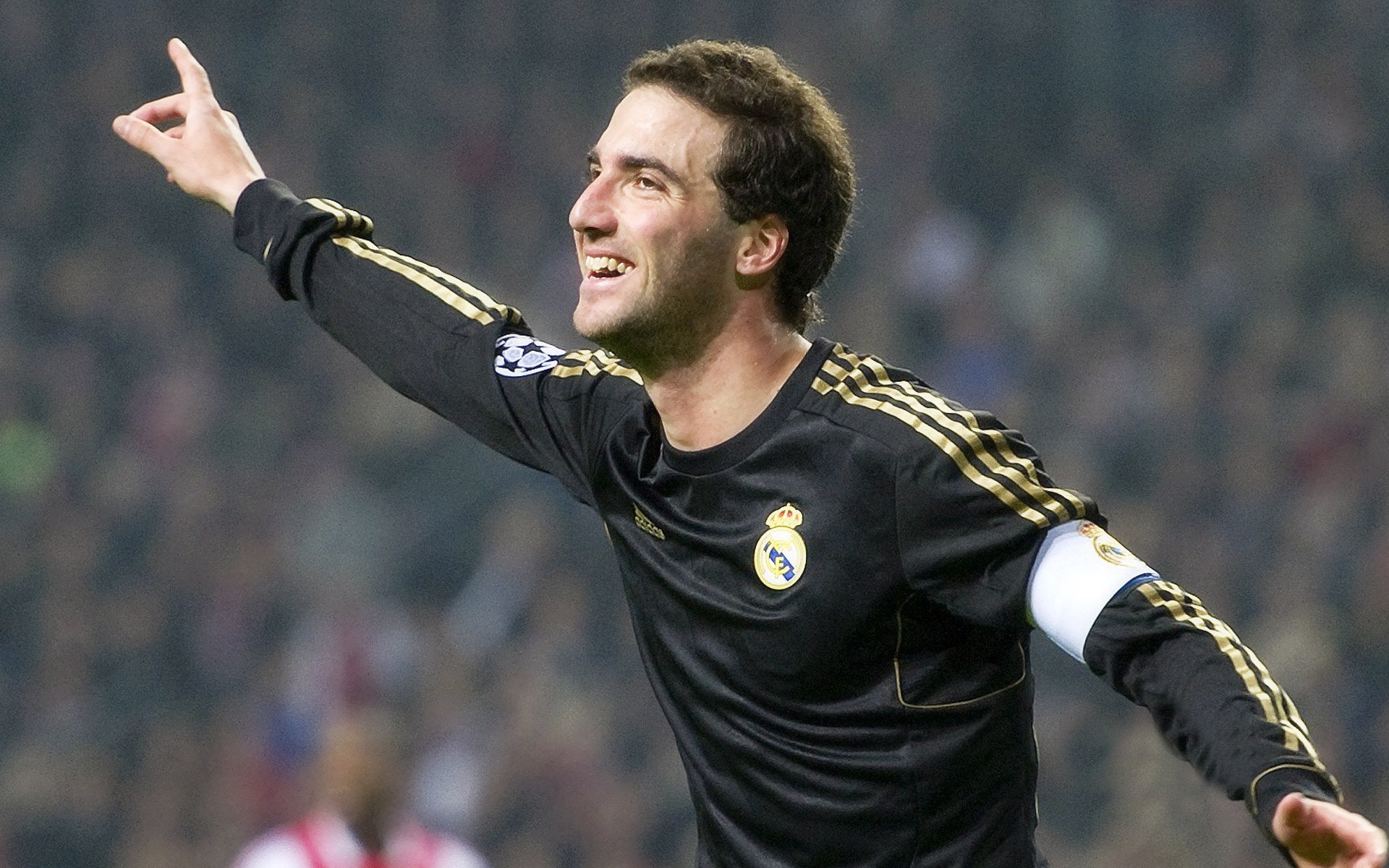 格列兹曼的无解与奥地利的胜利，足球世界里的两种征服